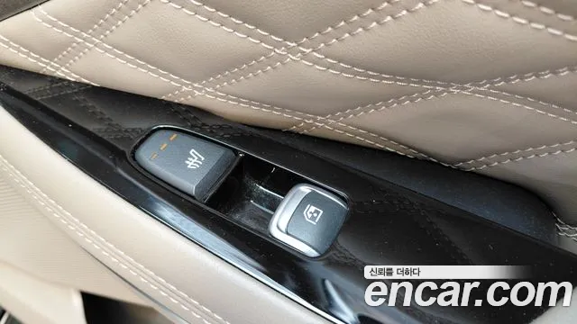 Kia K8 K8 Hybrid — Фото автомобиля 28