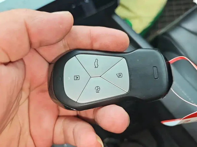 Xpeng G3 — Фото автомобиля 8