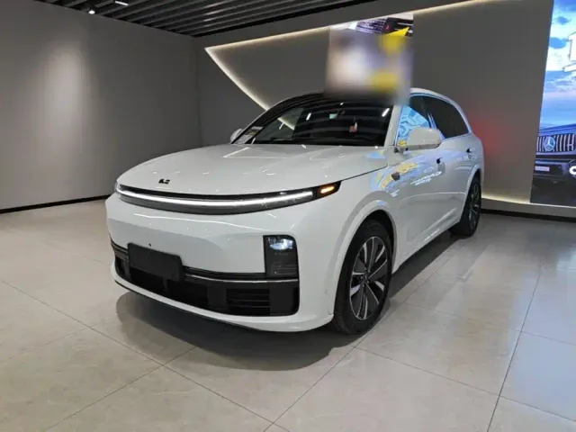 Фотография автомобиля — Li Auto L7
