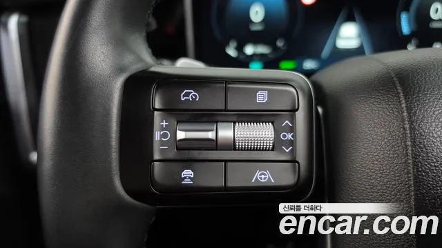 Hyundai Santa Fe MX5 — Фото автомобиля 22