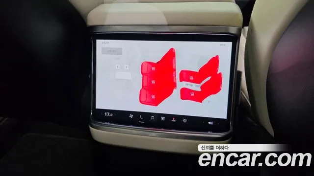 Tesla Model X — Фото автомобиля 20