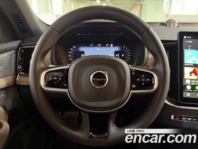 Volvo XC90 Generation 2 — Фото автомобиля 19