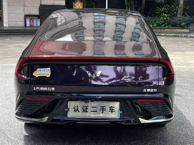 Wuling Starlight — Фото автомобиля 18