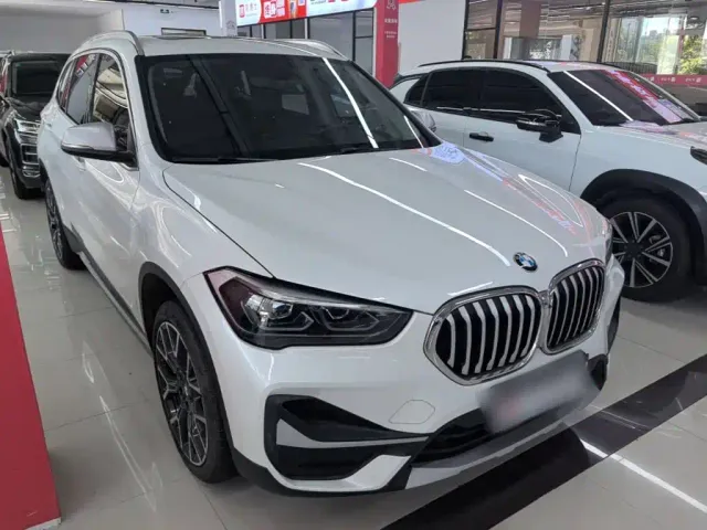 BMW X1 — Фото автомобиля 3