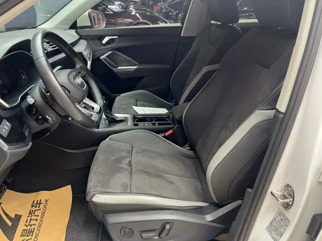 Audi Q3 — Фото автомобиля 13