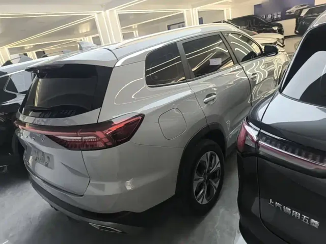 Chery Tiggo 8 PRO EV — Фото автомобиля 6