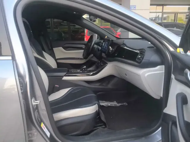 BYD Qin PLUS — Фото автомобиля 10