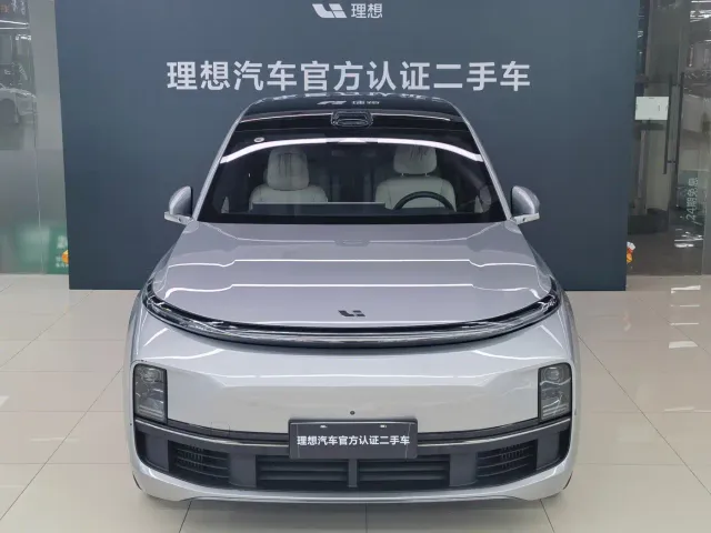 Li Auto L9 — Фото автомобиля 2