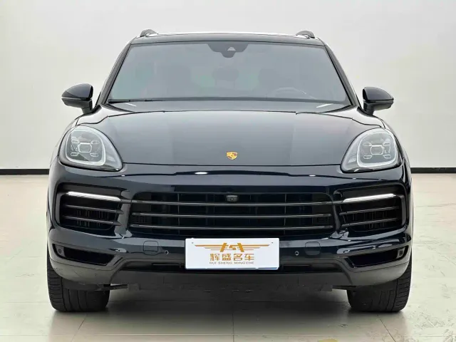 Porsche Cayenne — Фото автомобиля 2