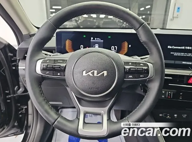 Kia K5 Generation 3 — Фото автомобиля 10