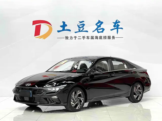 Фотография автомобиля — Hyundai Elantra