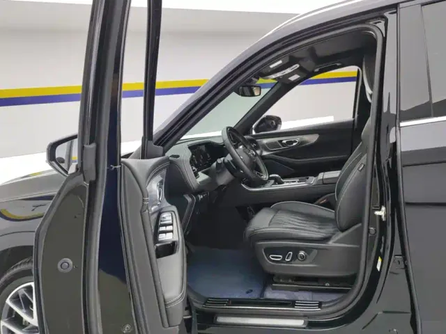 GAC Trumpchi GS8 — Фото автомобиля 9
