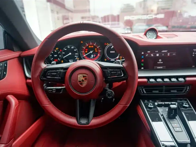 Porsche 911 — Фото автомобиля 11
