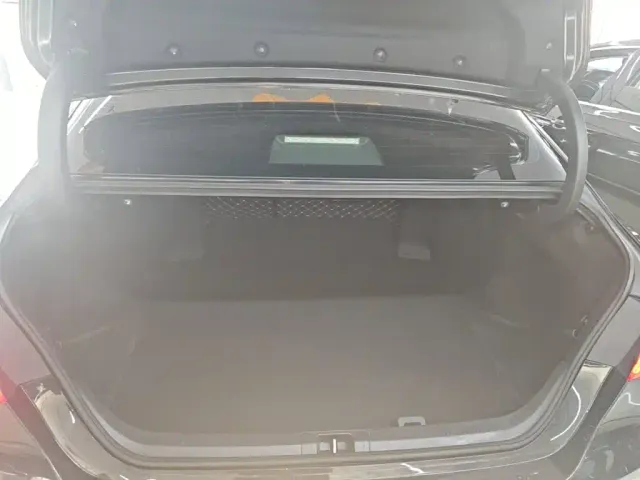 Toyota Camry — Фото автомобиля 18