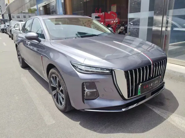 Hongqi H5 PHEV — Фото автомобиля 3