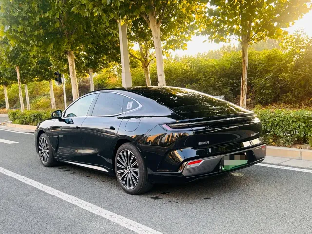 Geely Galaxy Xingyao 8 — Фото автомобиля 10
