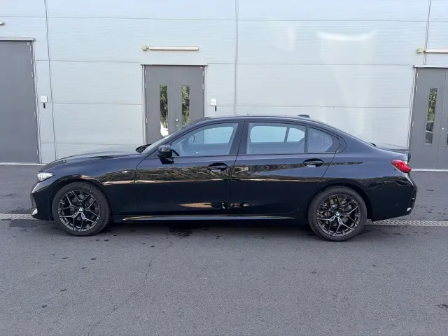 BMW 3 Series — Фото автомобиля 9