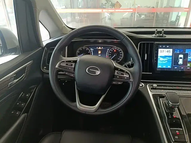 GAC Trumpchi M8 — Фото автомобиля 10