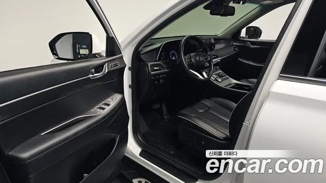 Hyundai Palisade Palisade Дизель 2.2 2WD — Фото автомобиля 10