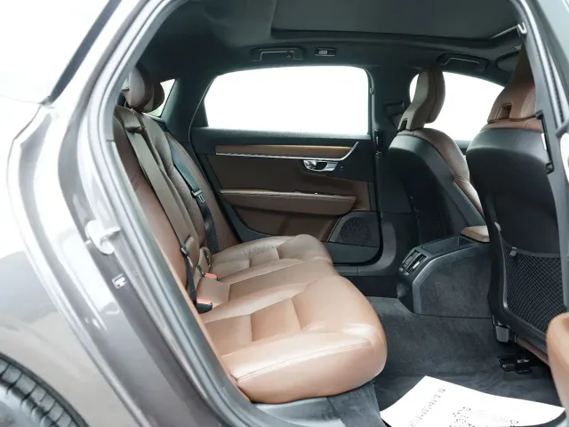 Volvo S90 — Фото автомобиля 8