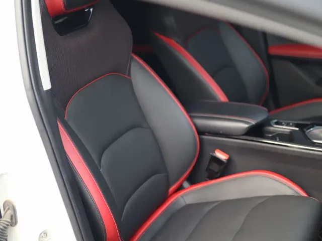 Geely Emgrand S — Фото автомобиля 25