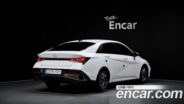 Hyundai AVANTE Smart — Фото автомобиля 2