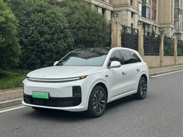 Li Auto L6 — Фото автомобиля 3