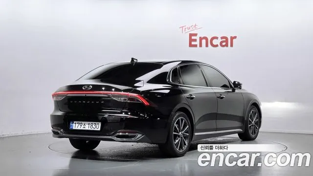 Hyundai Grandeur Новый Grandeur IG — Фото автомобиля 2