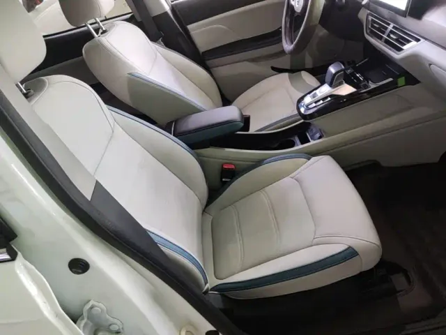 BYD Yuan Pro — Фото автомобиля 24