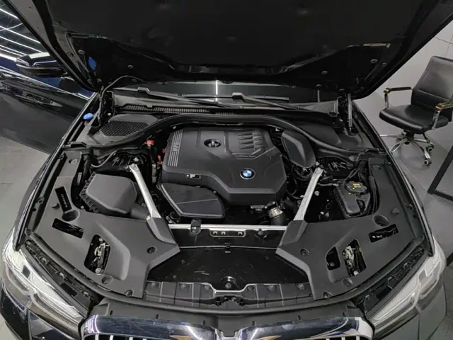 BMW 5 Series — Фото автомобиля 19