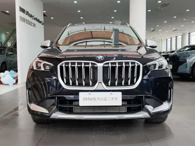 BMW X1 — Фото автомобиля 2