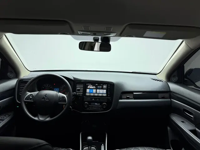 Mitsubishi Outlander — Фото автомобиля 10