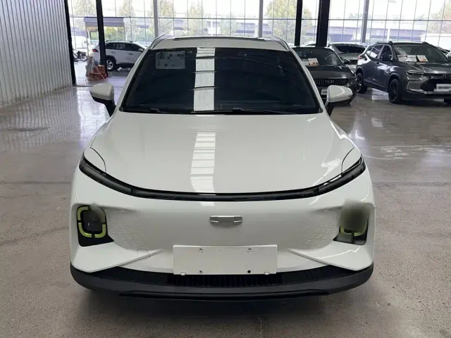 Geely Geometry E Firefly — Фото автомобиля 9