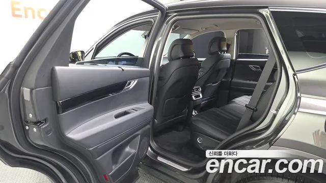 Genesis GV80 2.5T Бензин AWD — Фото автомобиля 25