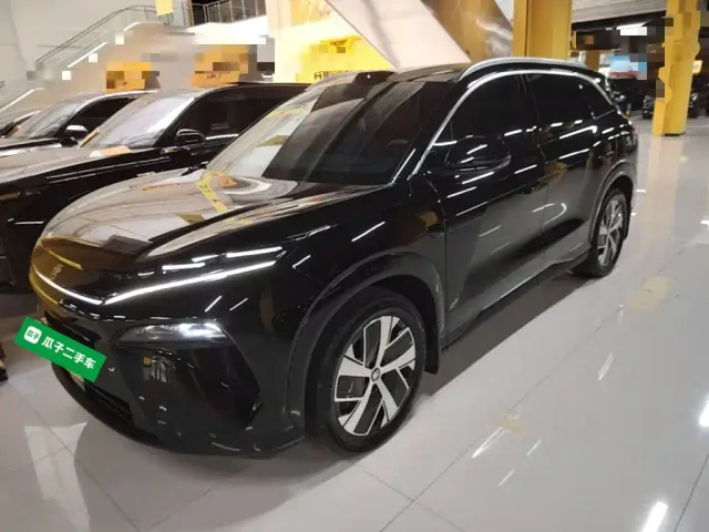 Фотография автомобиля — BYD Tang L