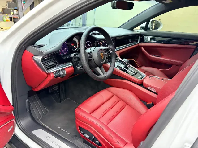 Porsche Panamera — Фото автомобиля 6
