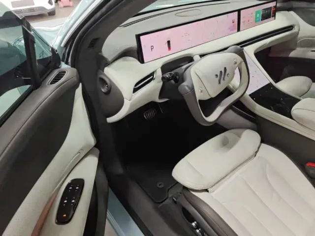 IM Motors LS7 — Фото автомобиля 15