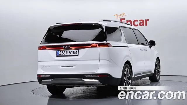 Kia Carnival 4th Gen — Фото автомобиля 2