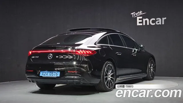 Mercedes-Benz EQS — Фото автомобиля 2