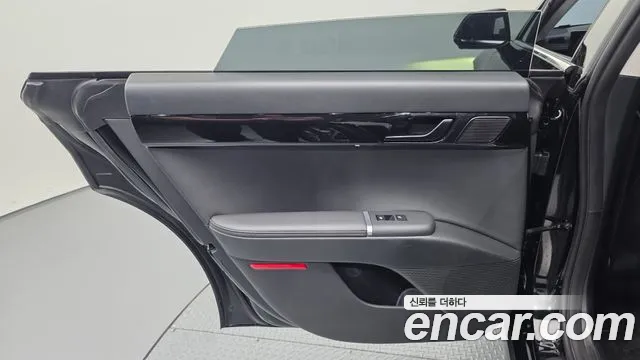 Hyundai Grandeur GN7 — Фото автомобиля 14