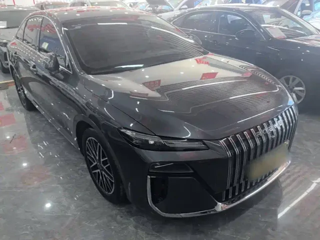 Roewe M7 DMH — Фото автомобиля 3