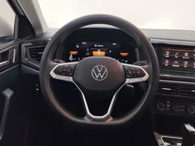 Volkswagen Lavida — Фото автомобиля 15