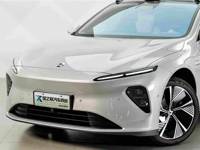 Nio ET7 — Фото автомобиля 2