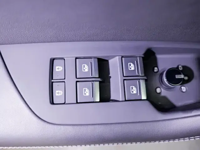 Audi A6L — Фото автомобиля 15