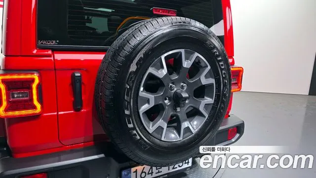 Jeep Wrangler Wrangler (JL) 2.0 Sahara Power Top 4 двери — Фото автомобиля 19