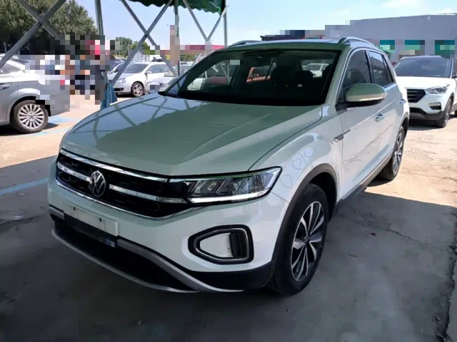 Фотография автомобиля — Volkswagen T-Roc