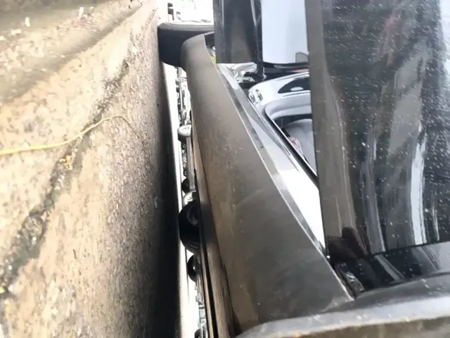 Tesla Model Y 2021 Standard Range Rear-Wheel Drive — Фото автомобиля 20