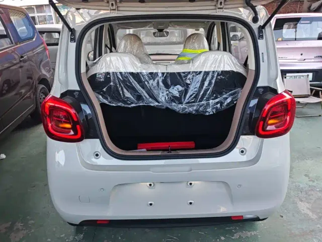 Wuling Hongguang Mini EV — Фото автомобиля 18