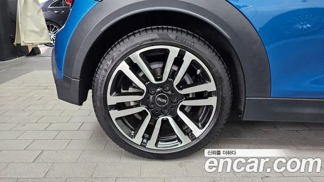 MINI Cooper Convertible — Фото автомобиля 5