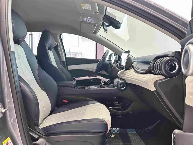 BYD Yuan PLUS — Фото автомобиля 19